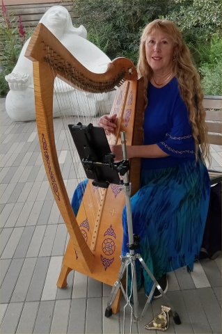 Star Edwards with her Celtic Harp